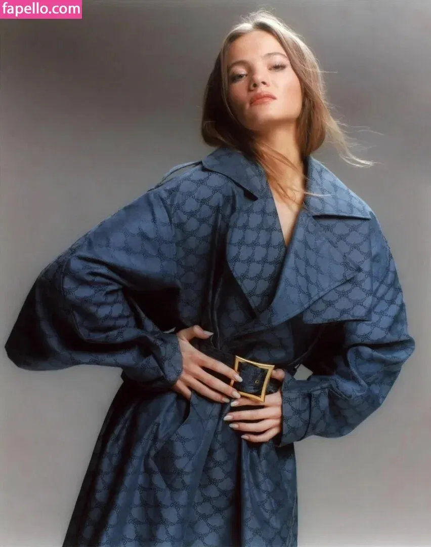 Freya Allan Onlyfans Photo Gallery 