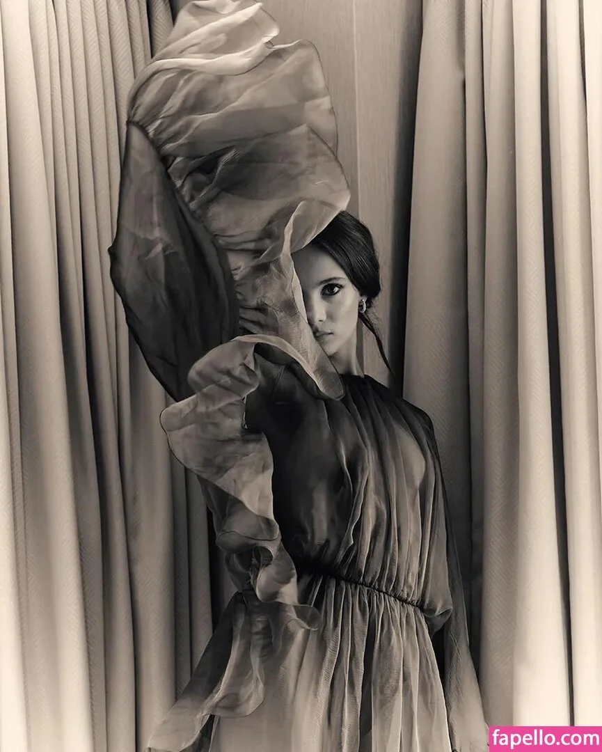 Freya Allan Onlyfans Photo Gallery 