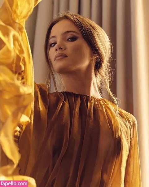 Freya Allan Onlyfans Photo Gallery 