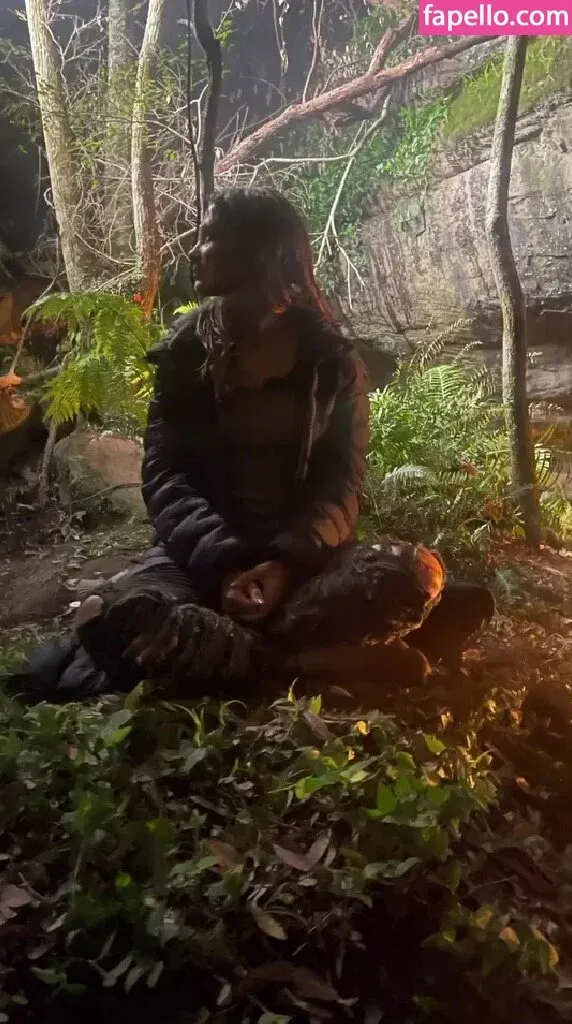 Freya Allan Onlyfans Photo Gallery 