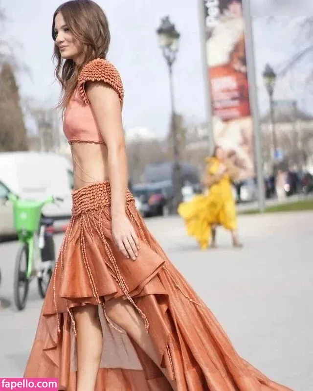 Freya Allan Onlyfans Photo Gallery 