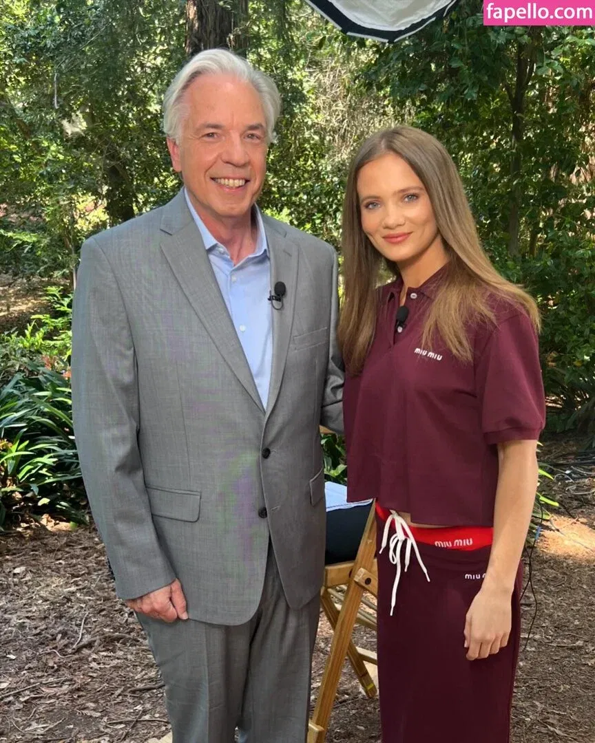 Freya Allan Onlyfans Photo Gallery 