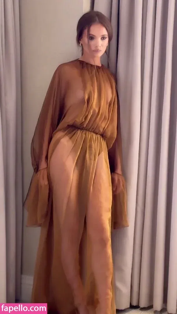 Freya Allan Onlyfans Photo Gallery 