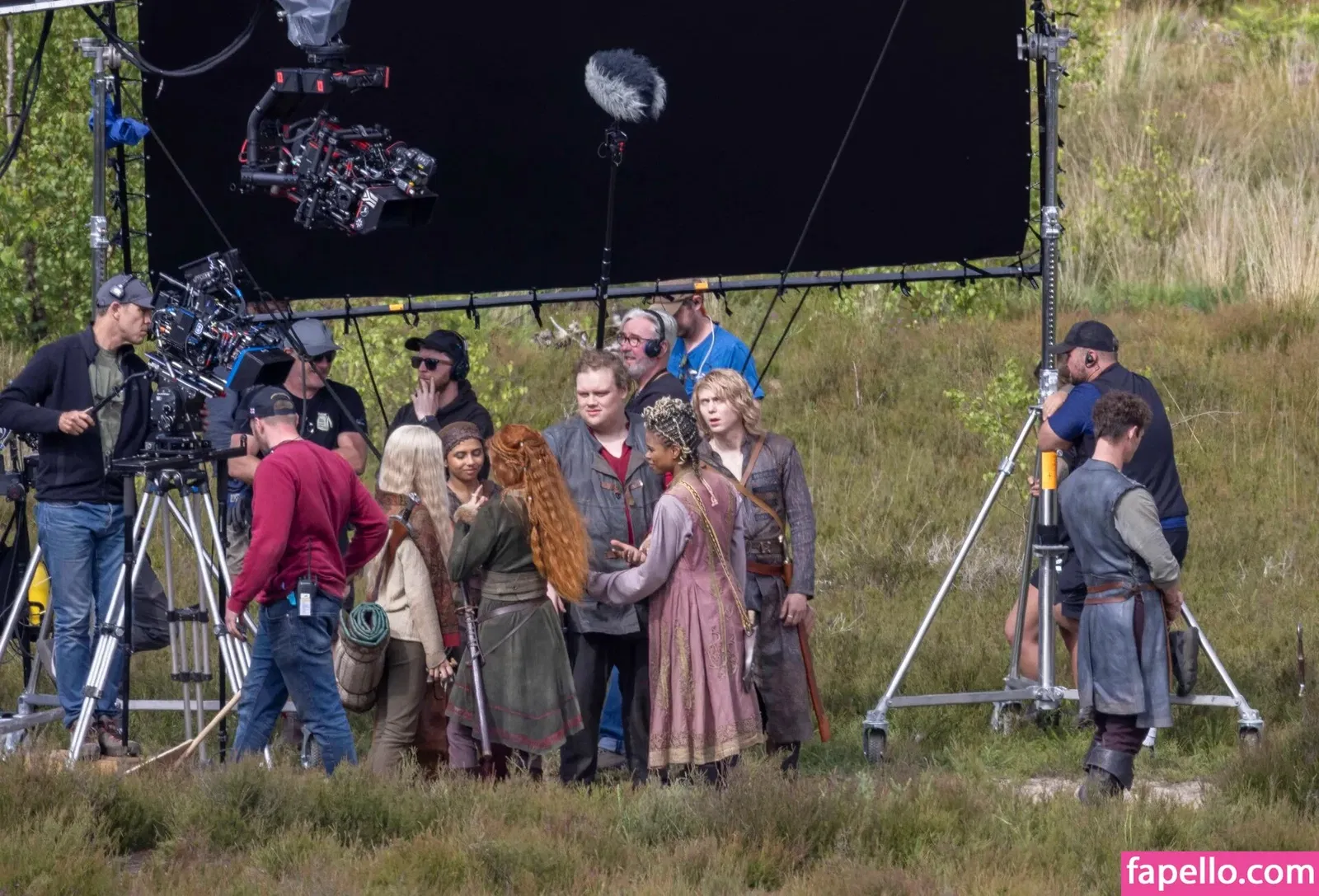 Freya Allan Onlyfans Photo Gallery 