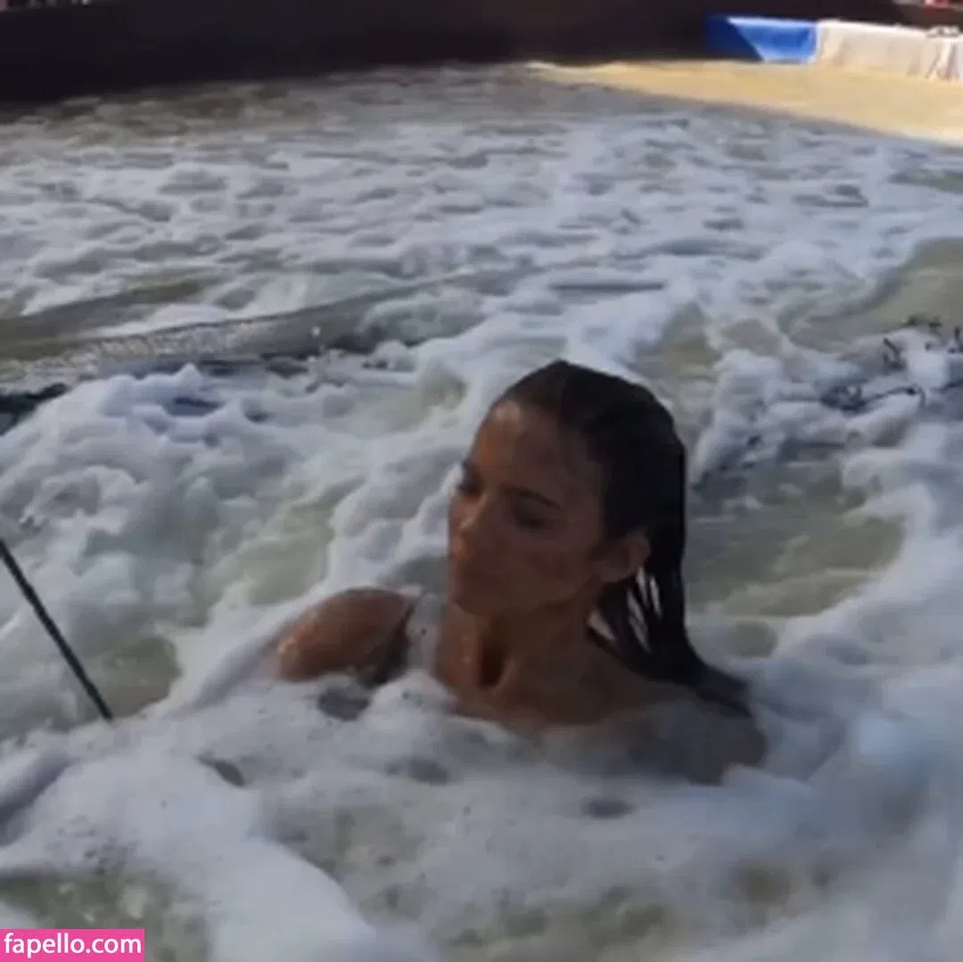 Freya Allan Onlyfans Photo Gallery 