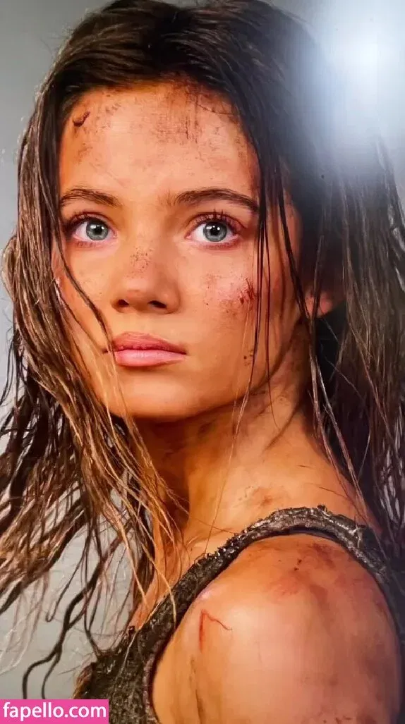 Freya Allan Onlyfans Photo Gallery 