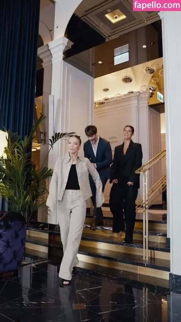 Freya Allan Onlyfans Photo Gallery 