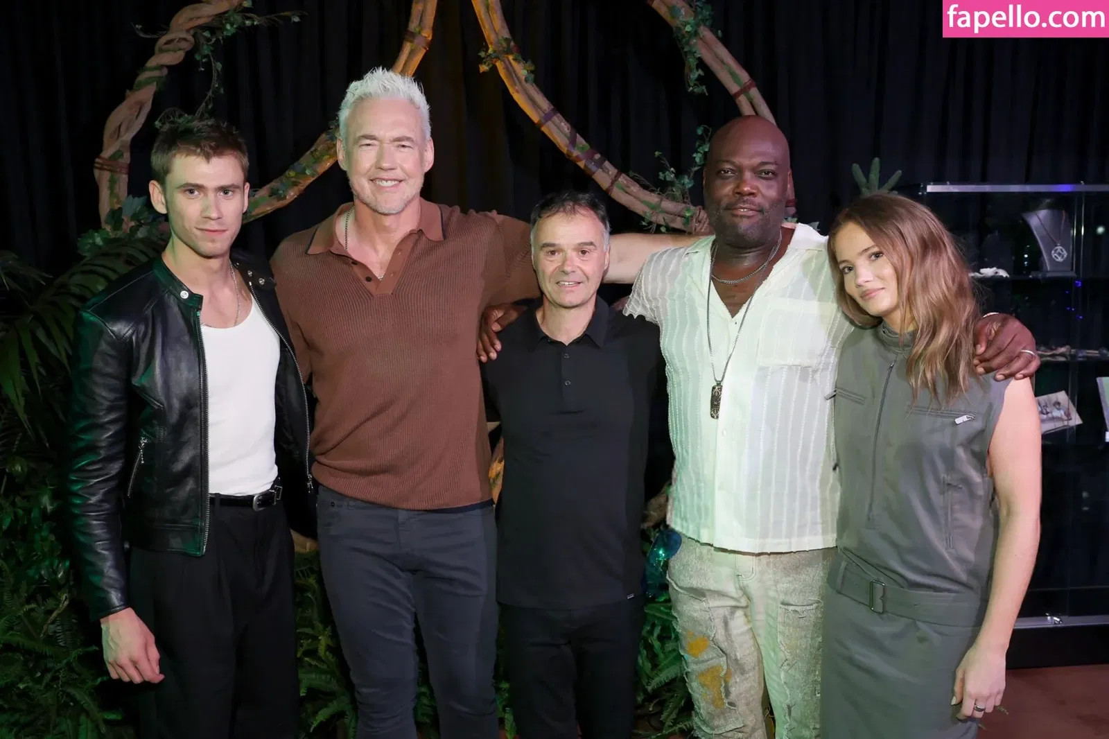 Freya Allan Onlyfans Photo Gallery 