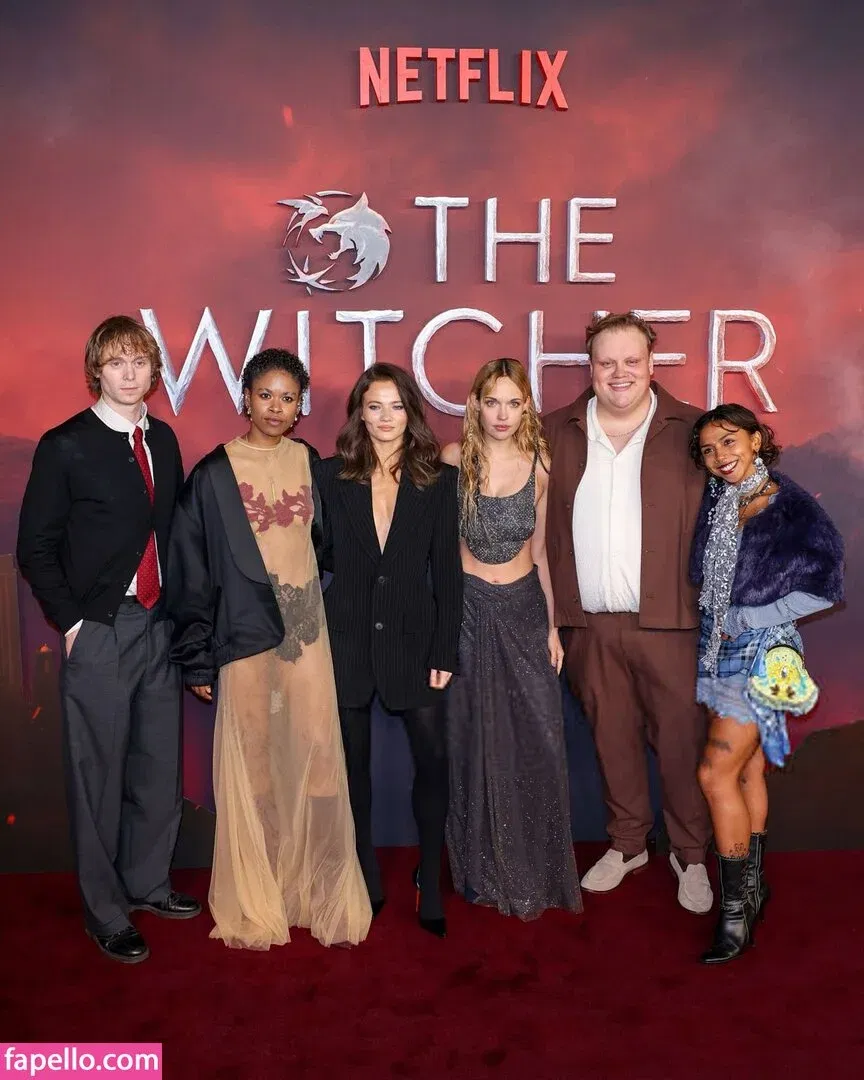 Freya Allan Onlyfans Photo Gallery 