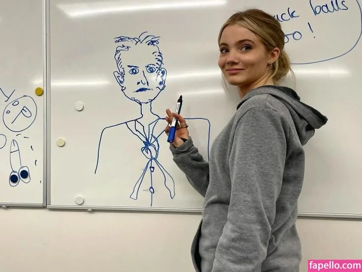 Freya Allan Onlyfans Photo Gallery 