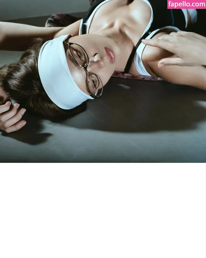 Freya Allan Onlyfans Photo Gallery 