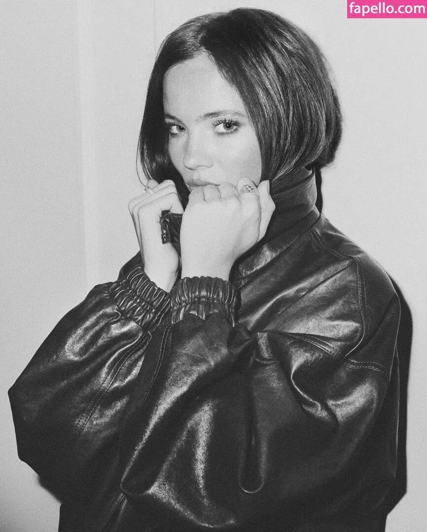 Freya Allan Onlyfans Photo Gallery 