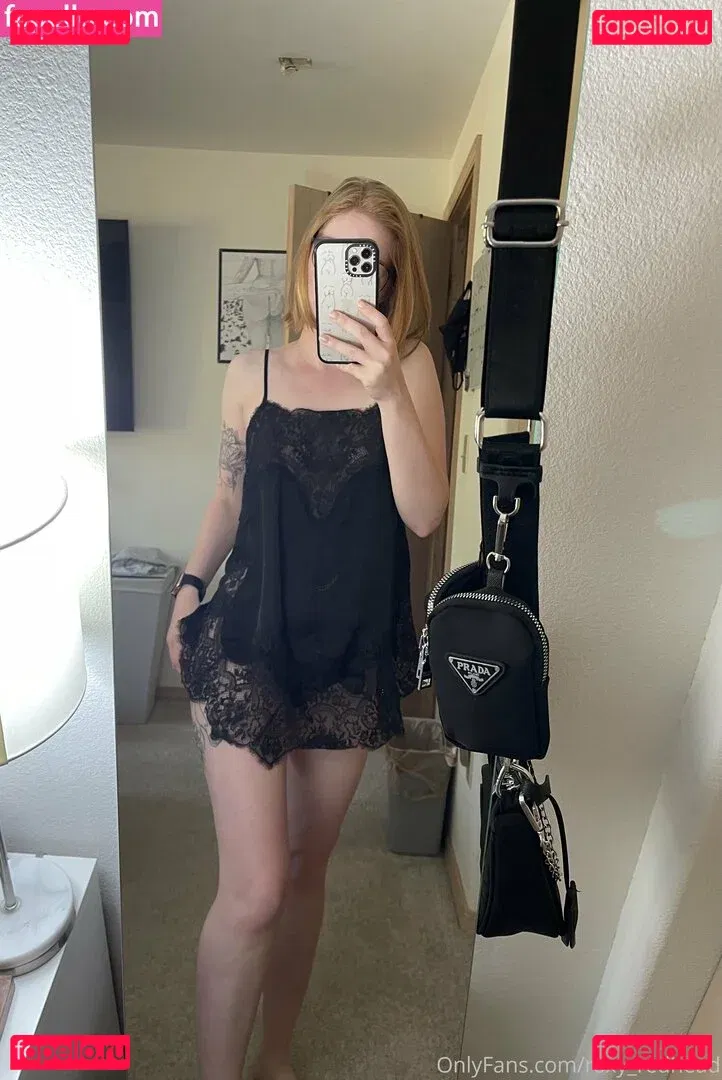 roxy_redhead Onlyfans Photo Gallery 