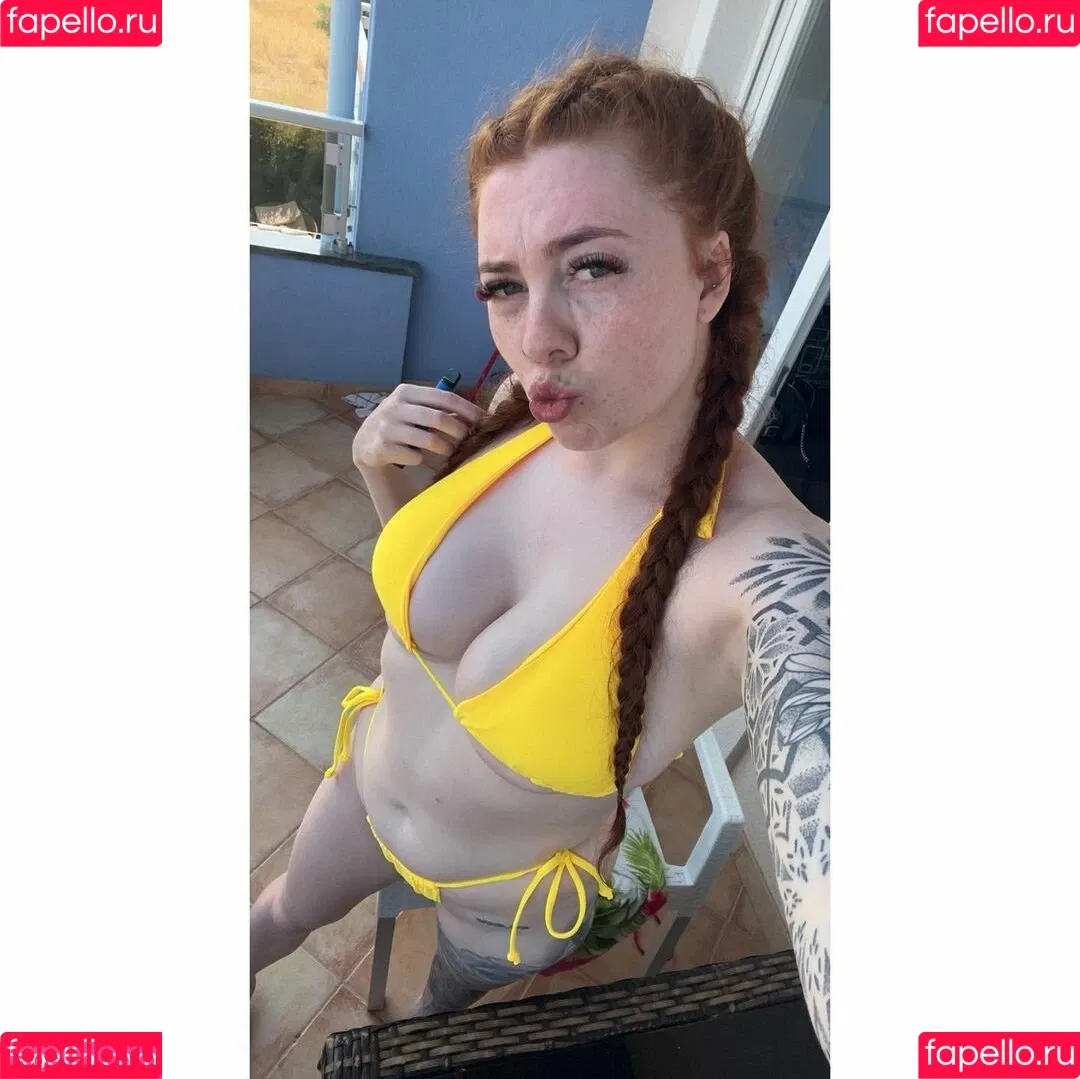 Molly Capper Onlyfans Photo Gallery 