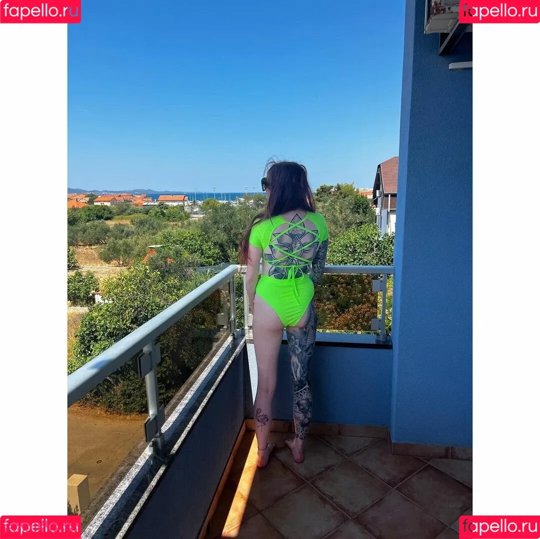 Molly Capper Onlyfans Photo Gallery 