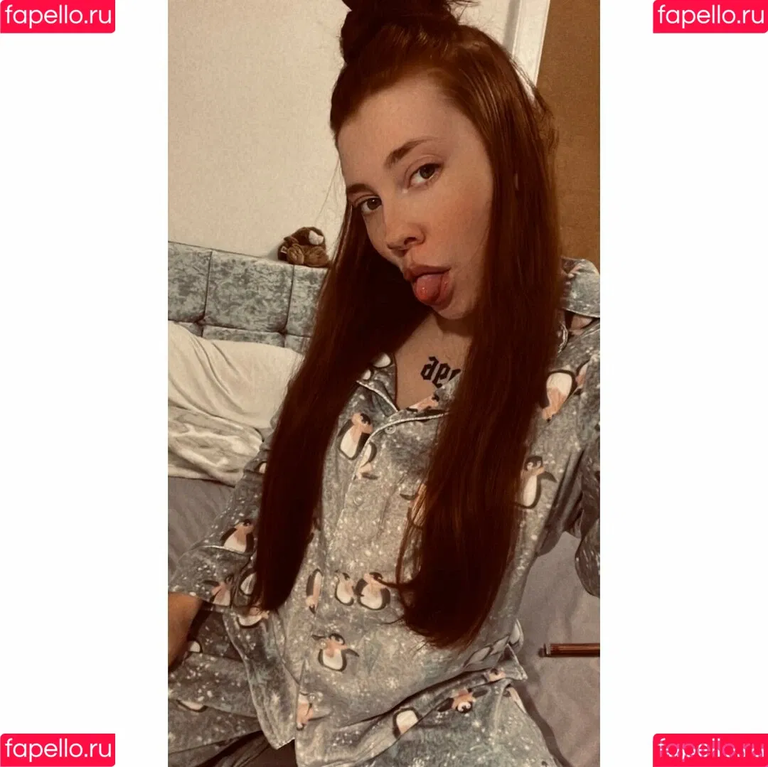 Molly Capper Onlyfans Photo Gallery 