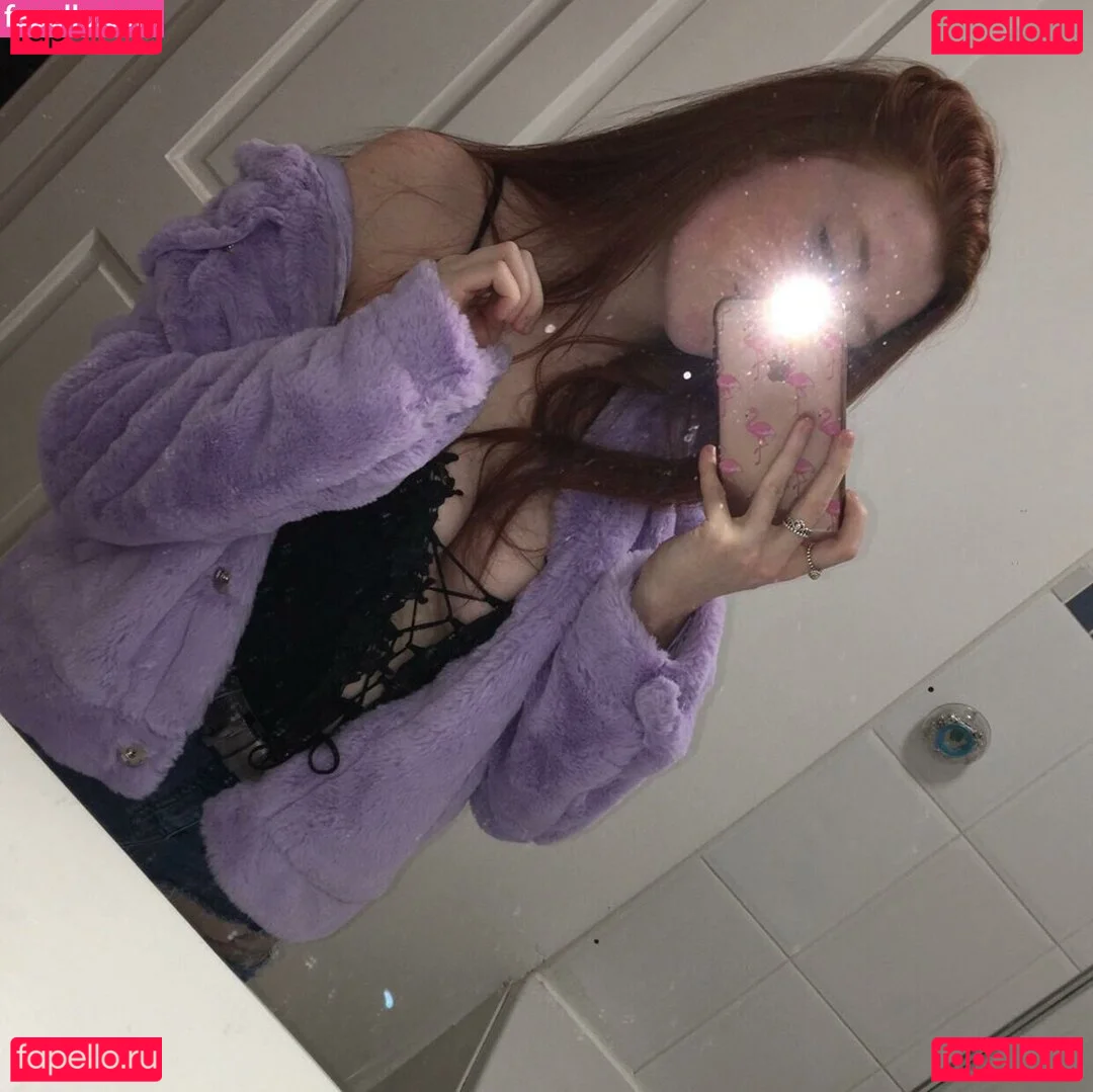 Molly Capper Onlyfans Photo Gallery 