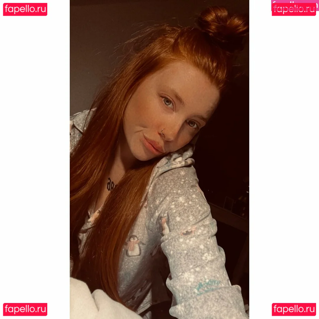Molly Capper Onlyfans Photo Gallery 