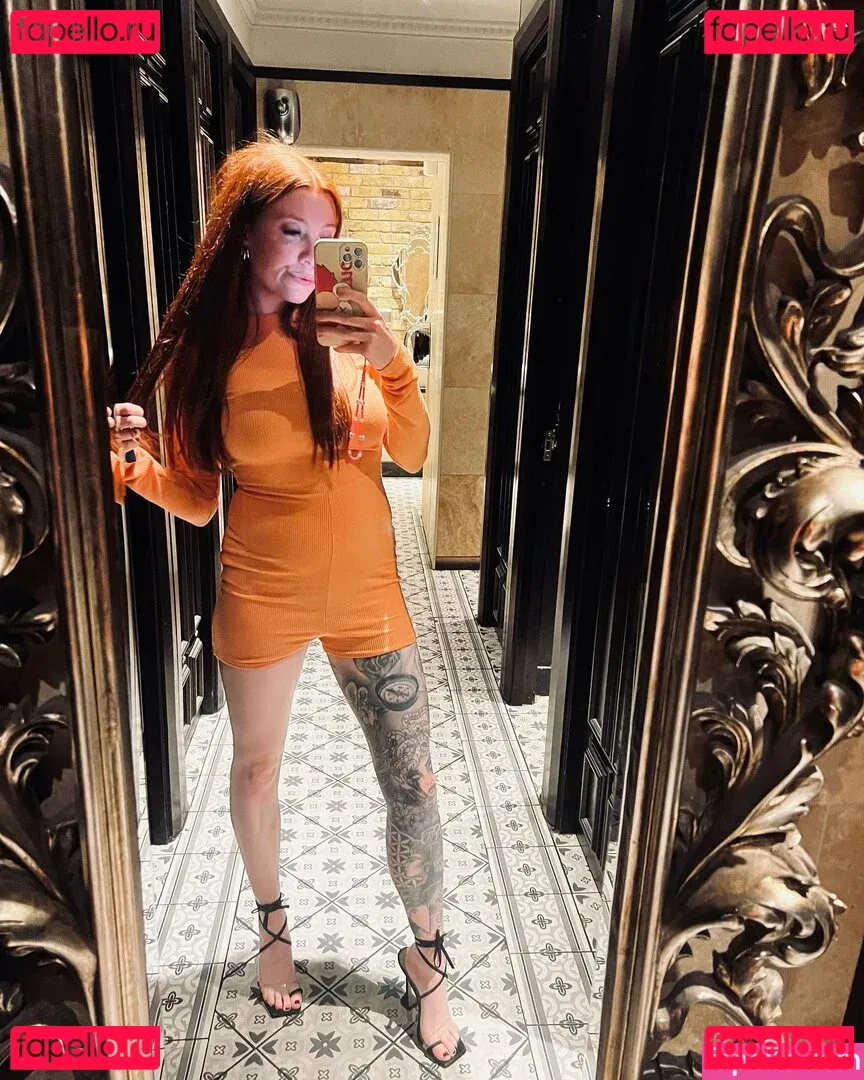 Molly Capper Onlyfans Photo Gallery 