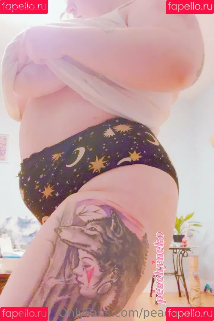 peachyneko Onlyfans Photo Gallery 