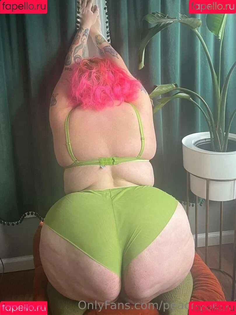 peachyneko Onlyfans Photo Gallery 