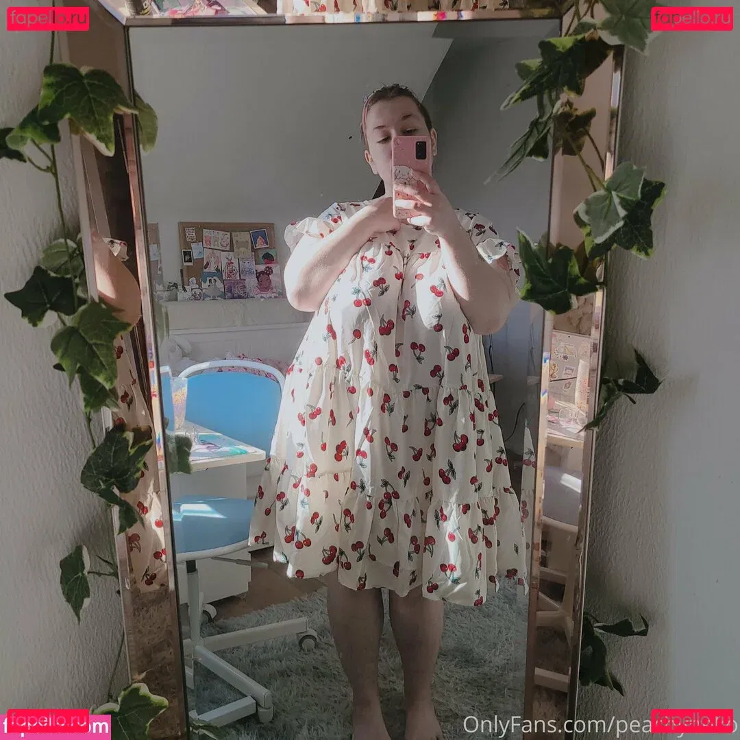 peachyneko Onlyfans Photo Gallery 