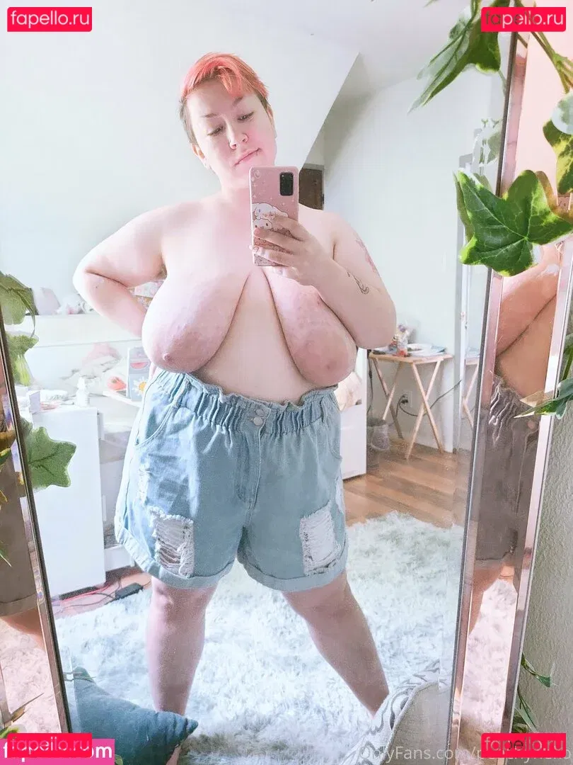 peachyneko Onlyfans Photo Gallery 