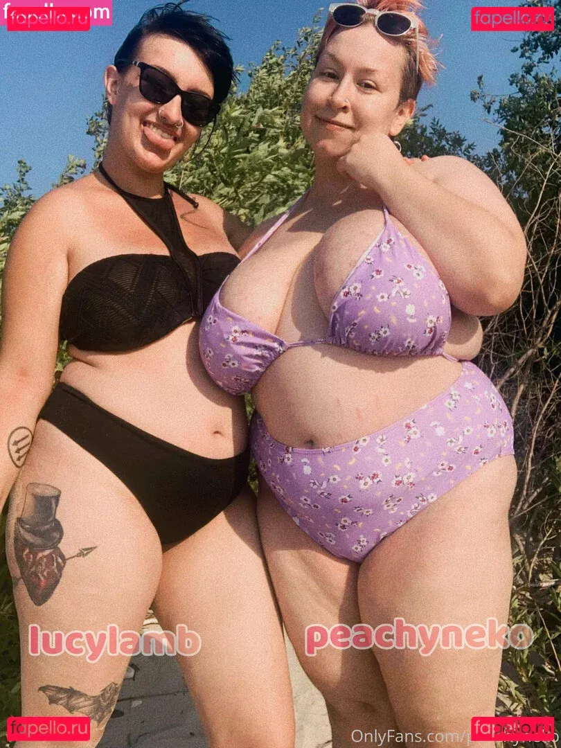 peachyneko Onlyfans Photo Gallery 