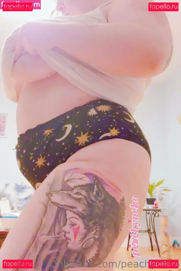 peachyneko Onlyfans Photo Gallery 