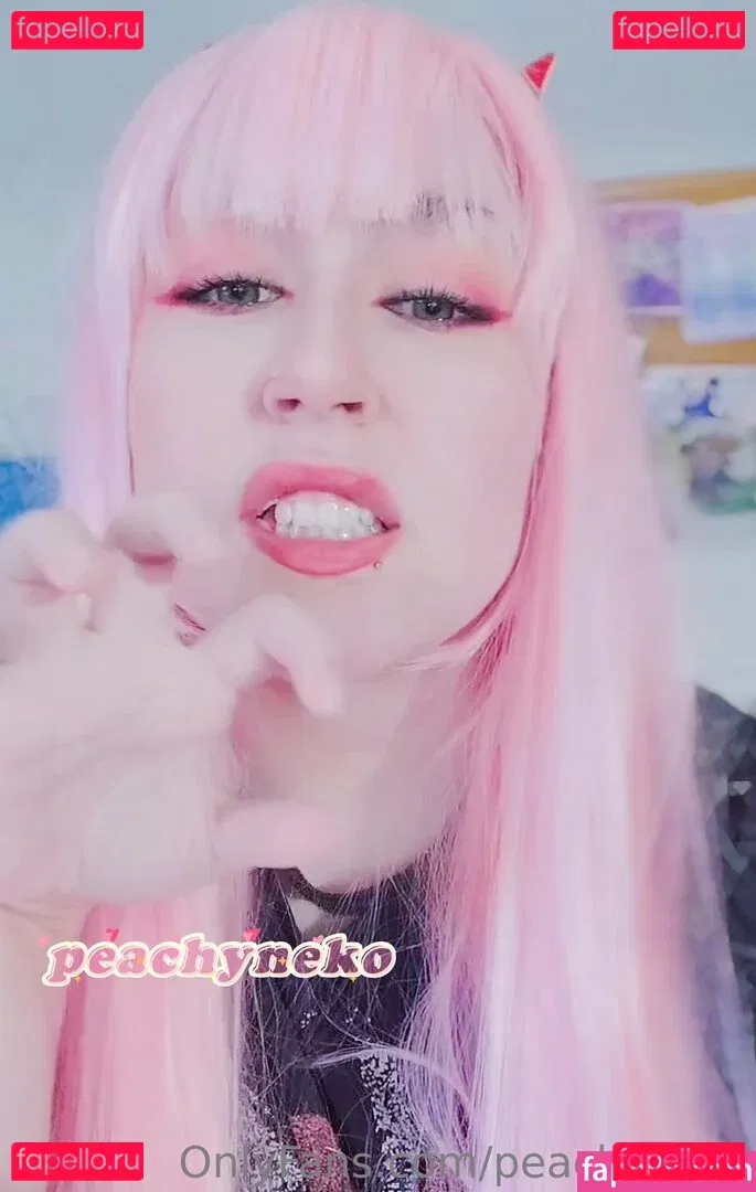 peachyneko Onlyfans Photo Gallery 