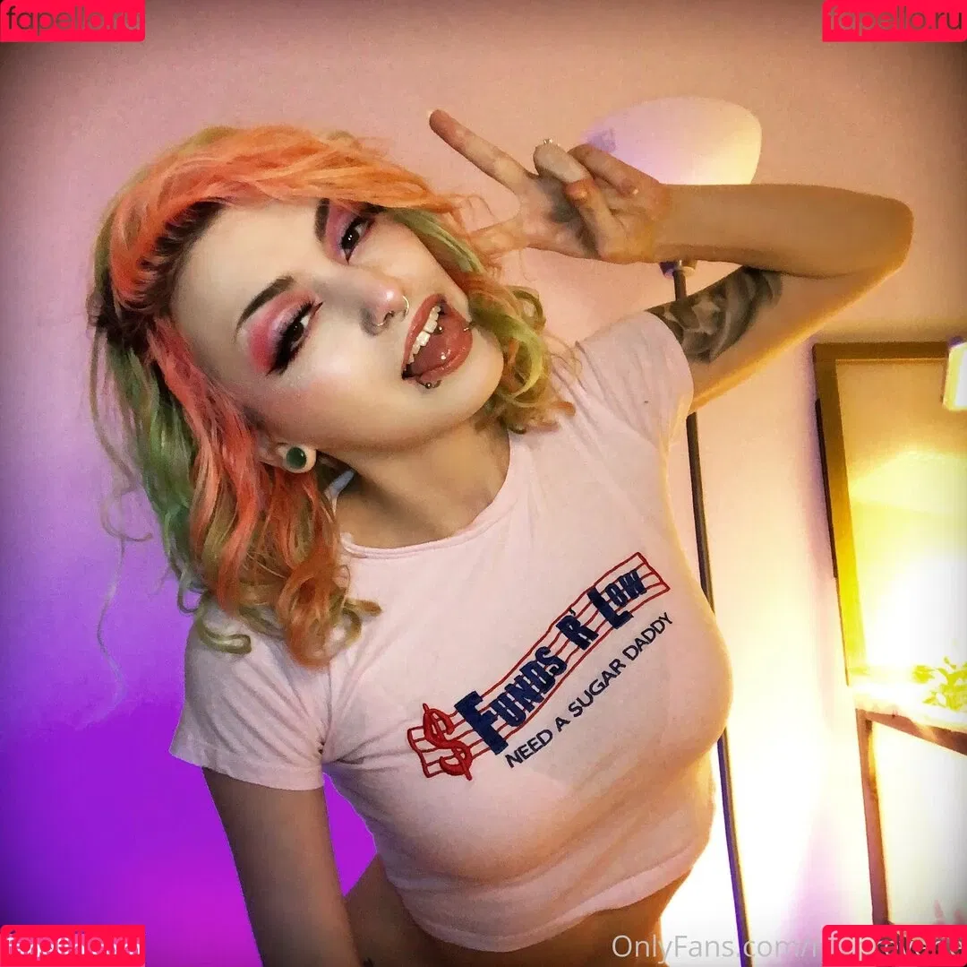 rynnreverie Onlyfans Photo Gallery 
