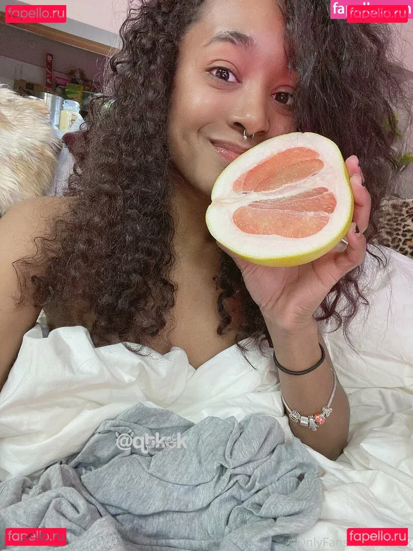 qtkek Onlyfans Photo Gallery 