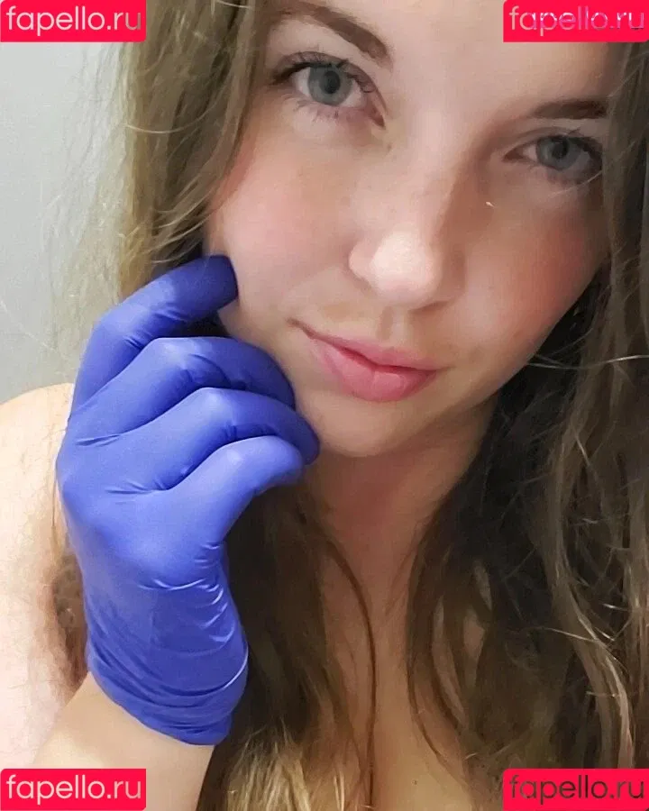 Lisa ASMR Onlyfans Photo Gallery 