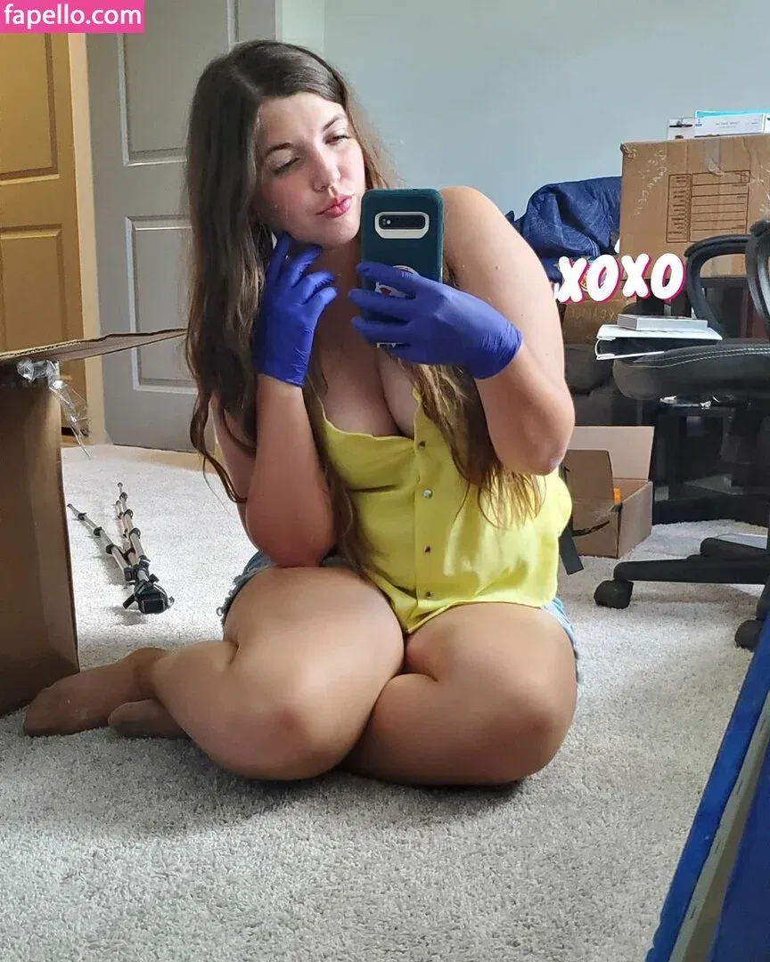 Lisa ASMR Onlyfans Photo Gallery 
