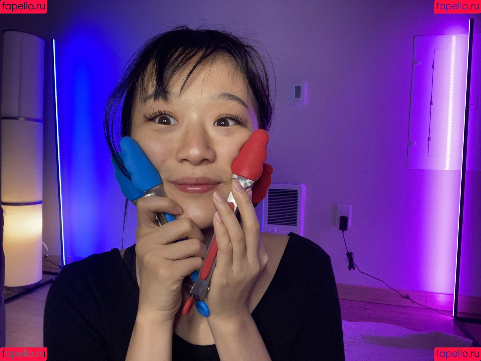 Lisa ASMR Onlyfans Photo Gallery 