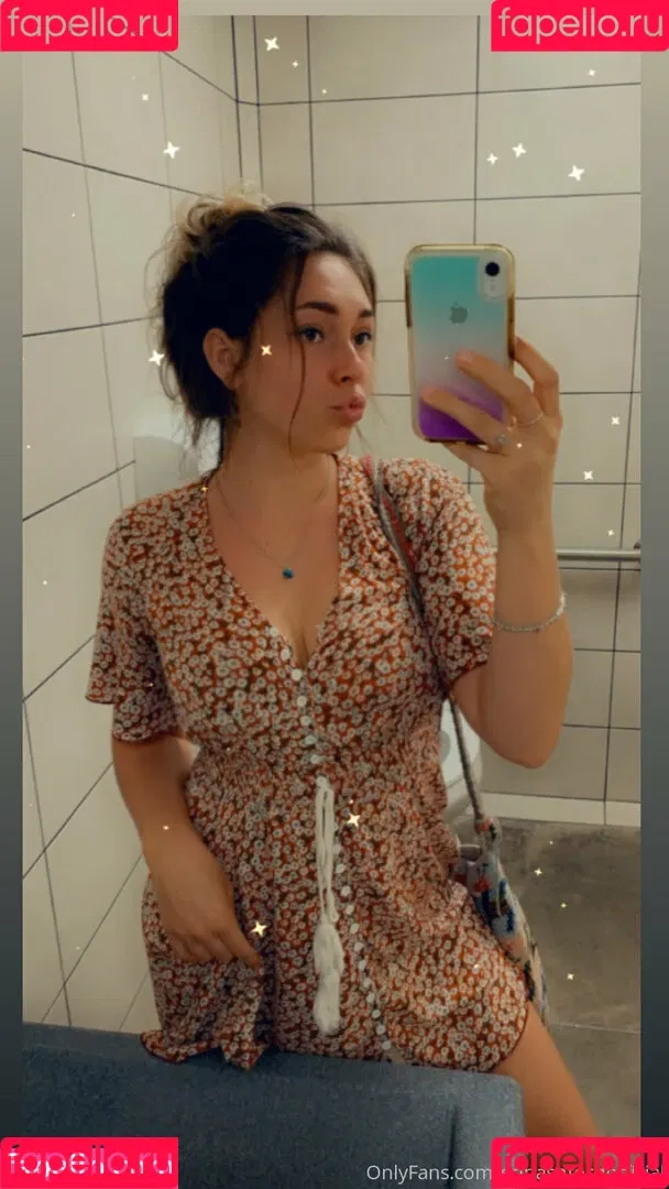 erinashfordofficial Onlyfans Photo Gallery 