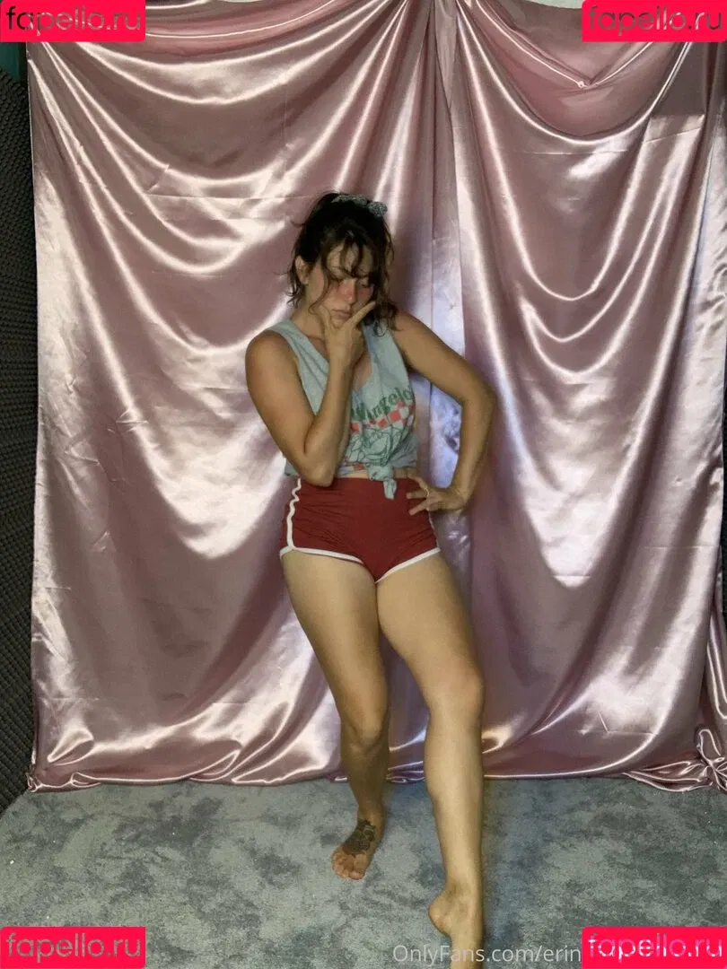 erinashfordofficial Onlyfans Photo Gallery 