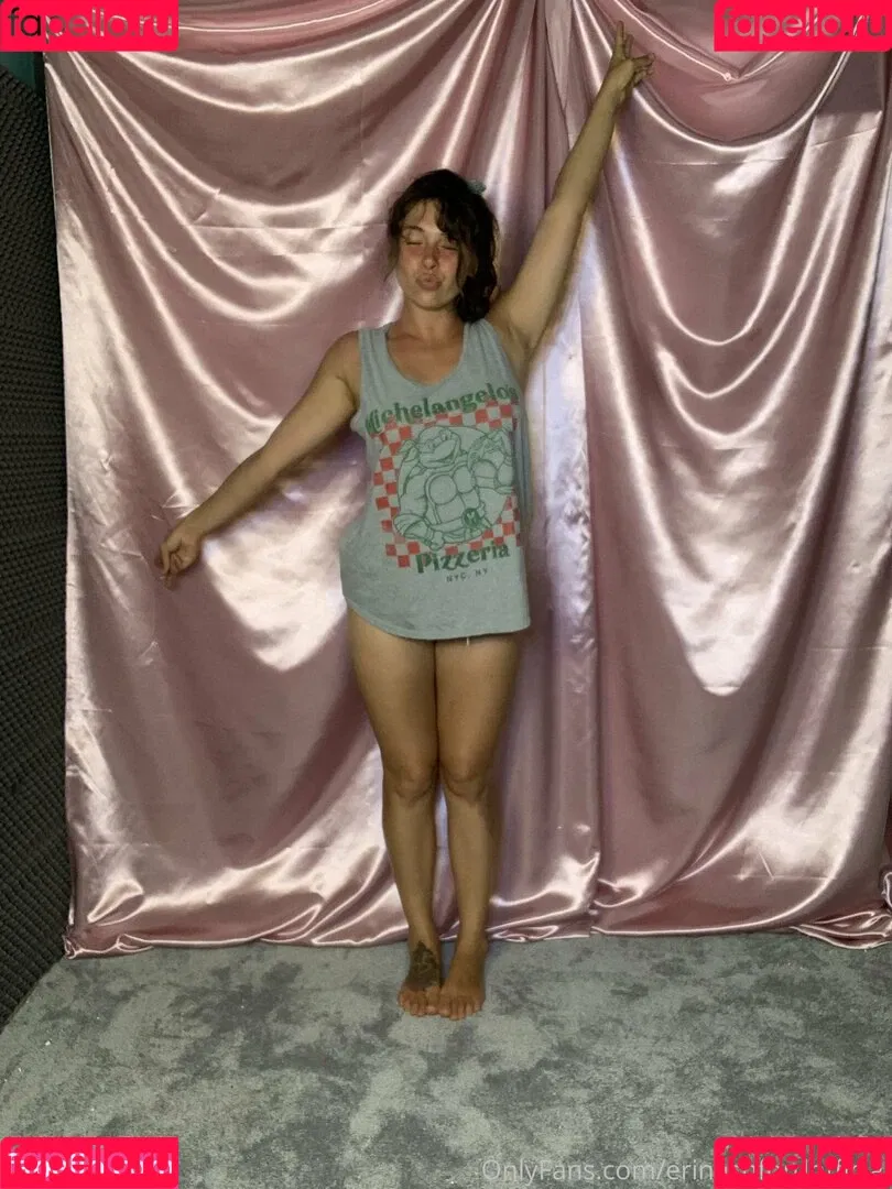 erinashfordofficial Onlyfans Photo Gallery 