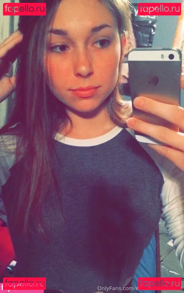 erinashfordofficial Onlyfans Photo Gallery 