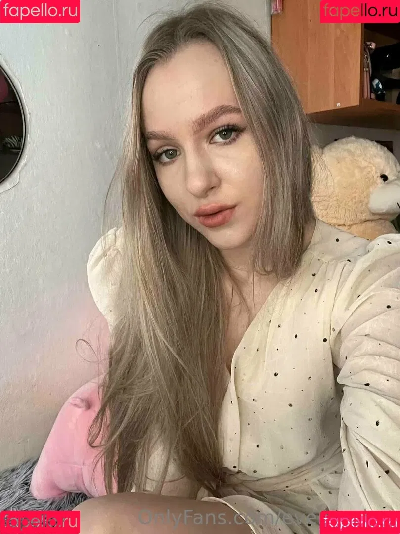 eveline_hot Onlyfans Photo Gallery 