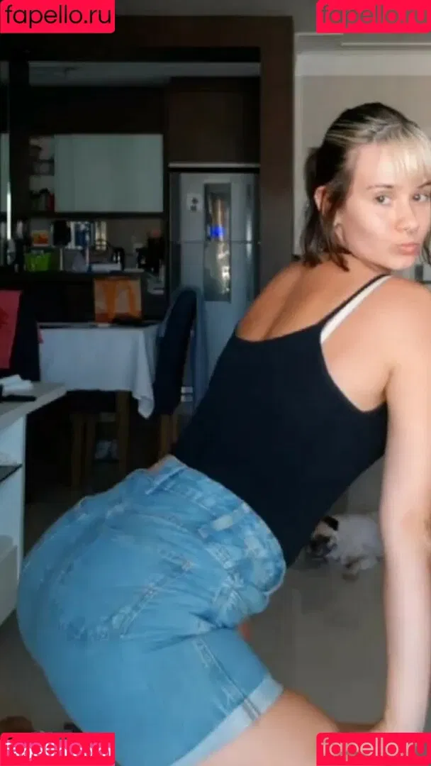 Julia K Barni Onlyfans Photo Gallery 