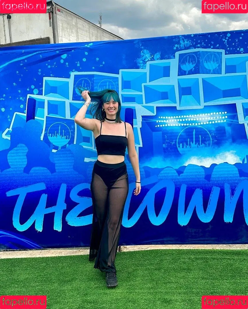 Julia K Barni Onlyfans Photo Gallery 