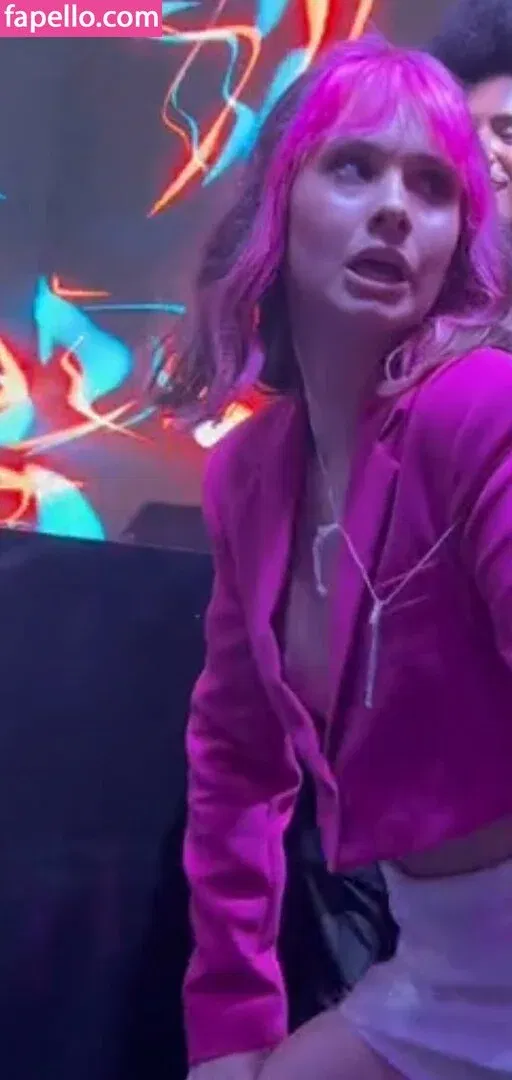 Julia K Barni Onlyfans Photo Gallery 