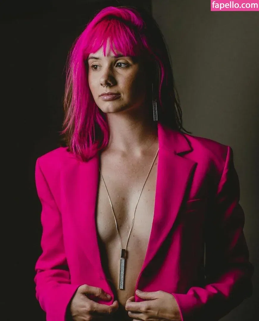 Julia K Barni Onlyfans Photo Gallery 