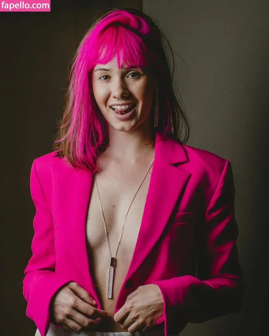 Julia K Barni Onlyfans Photo Gallery 