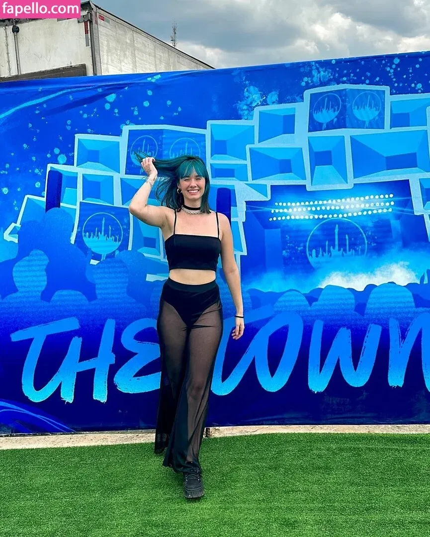 Julia K Barni Onlyfans Photo Gallery 