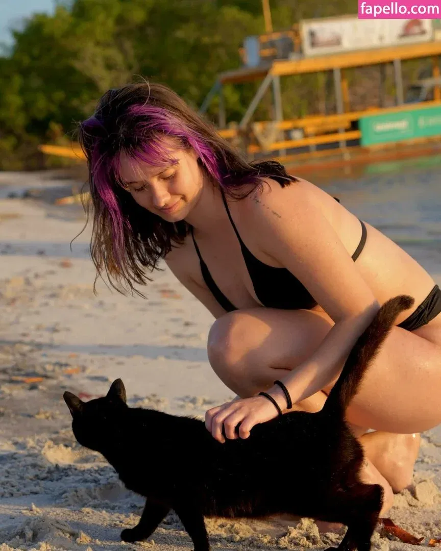 Julia K Barni Onlyfans Photo Gallery 