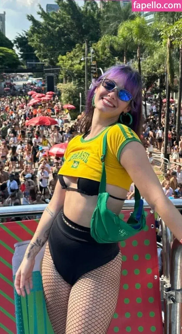 Julia K Barni Onlyfans Photo Gallery 