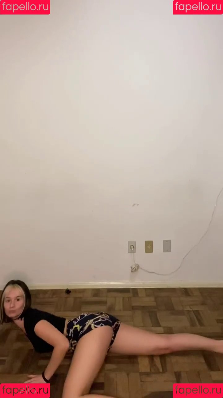 Julia K Barni Onlyfans Photo Gallery 