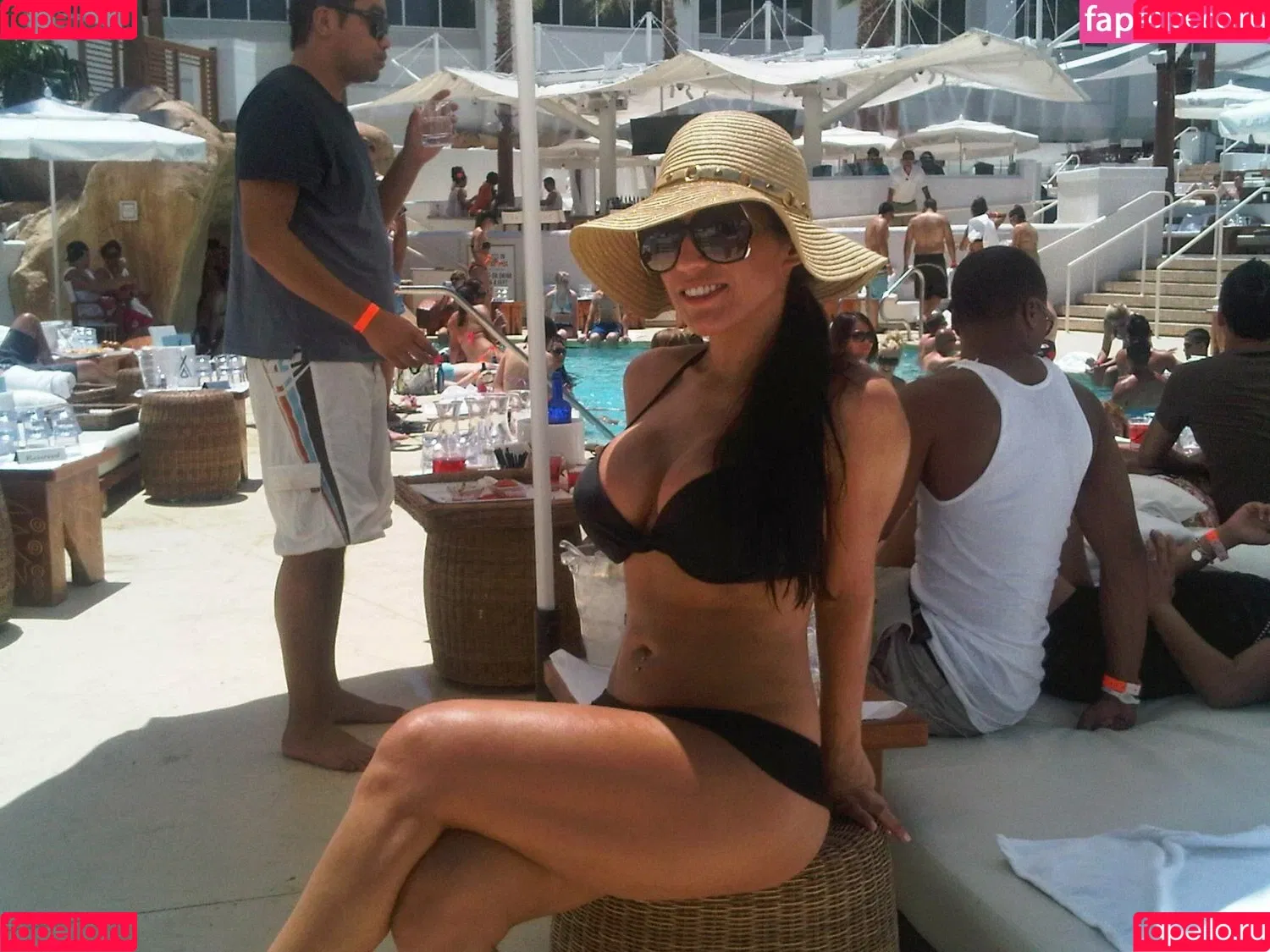 Carol Onlyfans Photo Gallery 